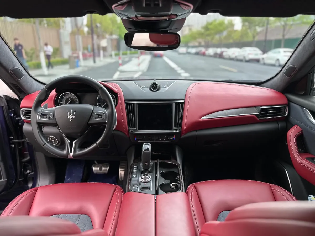 2021 Maserati Levante 3.0T 350HP V6 8AT,autocango,china used car exporter,china ev exporter,chinese used car exporter,chinese used ev exporter