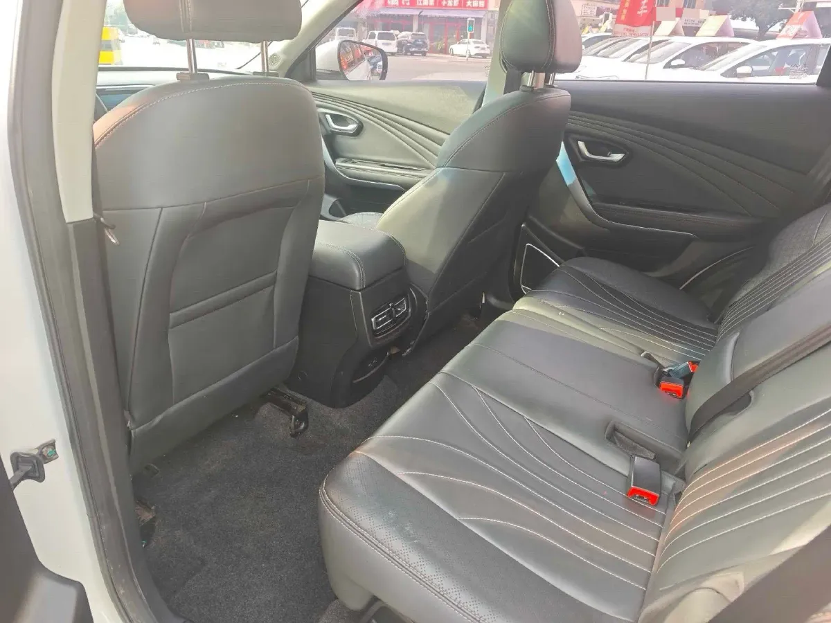 2018 Jetour X70 1.5T 147HP L4 5MT,autocango,china used car exporter,china ev exporter,chinese used car exporter,chinese used ev exporter