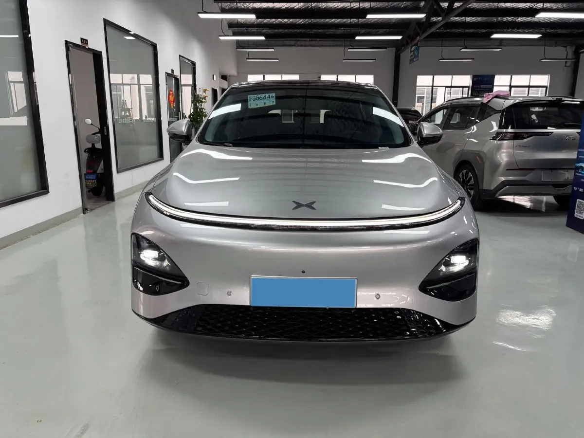 2025 Xpeng G6 BEV 68.5KWH,autocango,china used car exporter,china ev exporter,chinese used car exporter,chinese used ev exporter