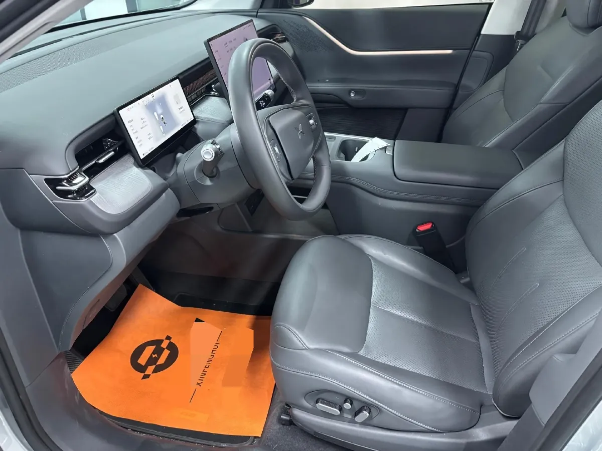 2025 Xpeng G6 BEV 68.5KWH,autocango,china used car exporter,china ev exporter,chinese used car exporter,chinese used ev exporter