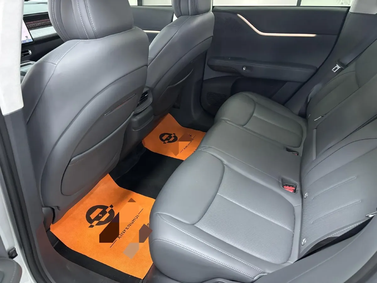 2025 Xpeng G6 BEV 68.5KWH,autocango,china used car exporter,china ev exporter,chinese used car exporter,chinese used ev exporter