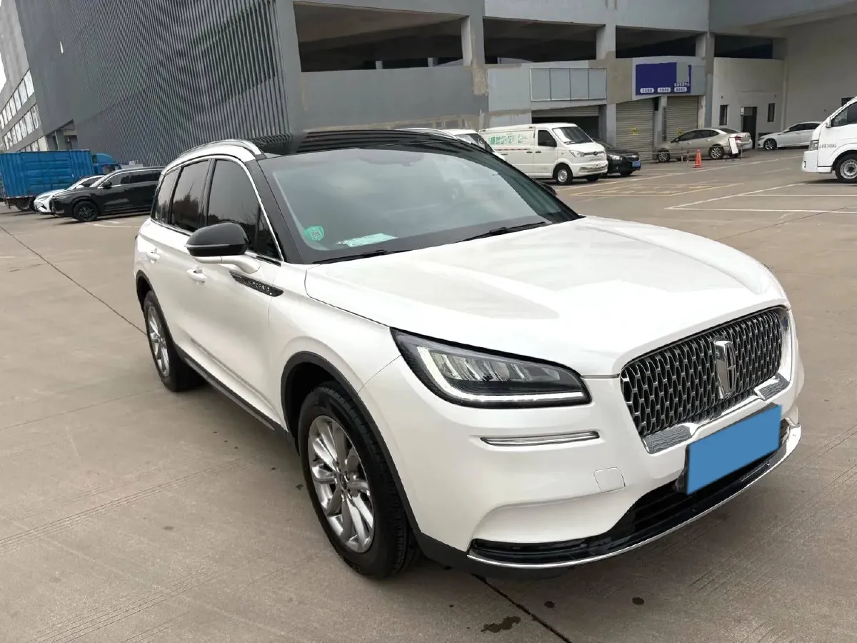 2020 Lincoln Corsair 2.0T 245HP L4 8AT,autocango,china used car exporter,china ev exporter,chinese used car exporter,chinese used ev exporter