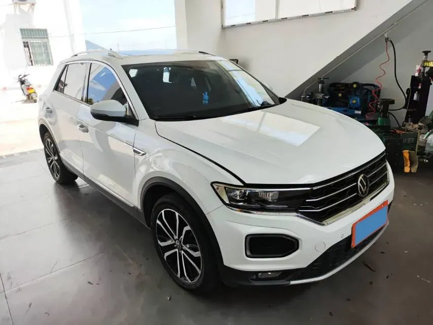2021 Volkswagen T-Roc 1.4T 150HP L4 7DCT,autocango,china used car exporter,china ev exporter,chinese used car exporter,chinese used ev exporter