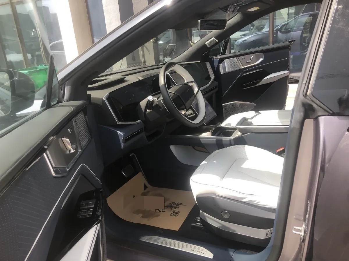 2023 HiPhi Y BEV 115KWH,autocango,china used car exporter,china ev exporter,chinese used car exporter,chinese used ev exporter