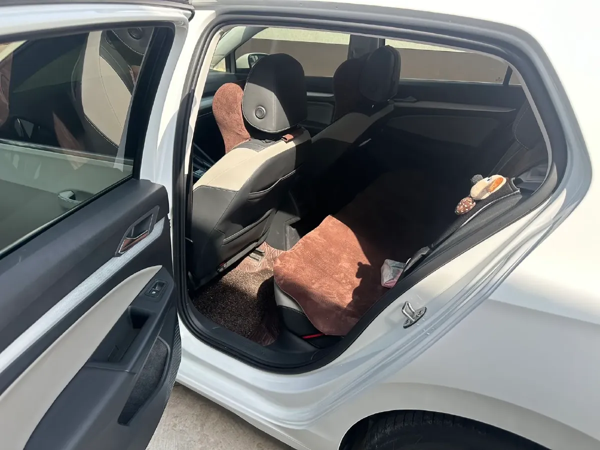 2023 Volkswagen Golf 1.4T 150HP L4 7DCT,autocango,china used car exporter,china ev exporter,chinese used car exporter,chinese used ev exporter