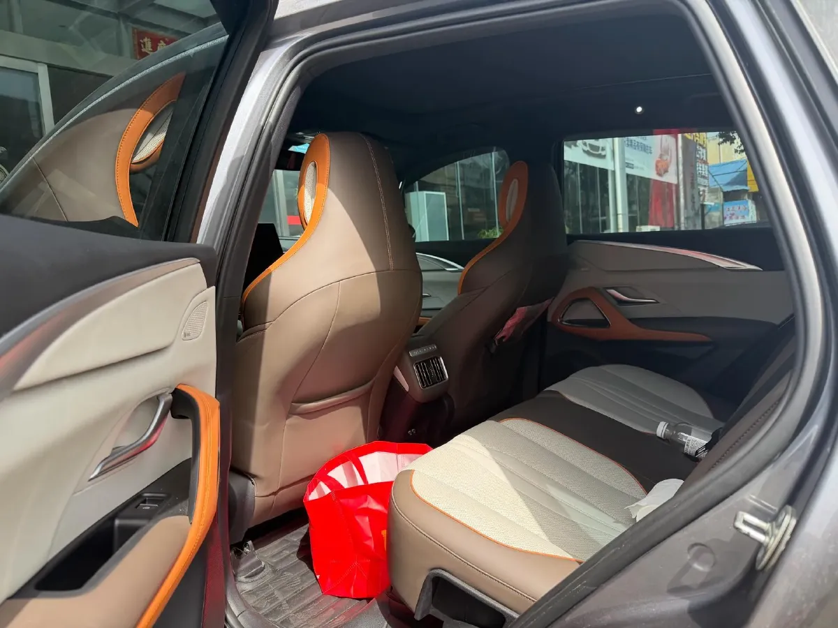 2022 Geely JiaJi 1.5T 177HP L3 7DCT PHEV 15.5KWH,autocango,china used car exporter,china ev exporter,chinese used car exporter,chinese used ev exporter