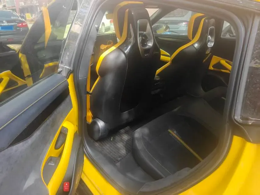 2025 MI SU7 Ultra BEV 93.7KWH,autocango,china used car exporter,china ev exporter,chinese used car exporter,chinese used ev exporter