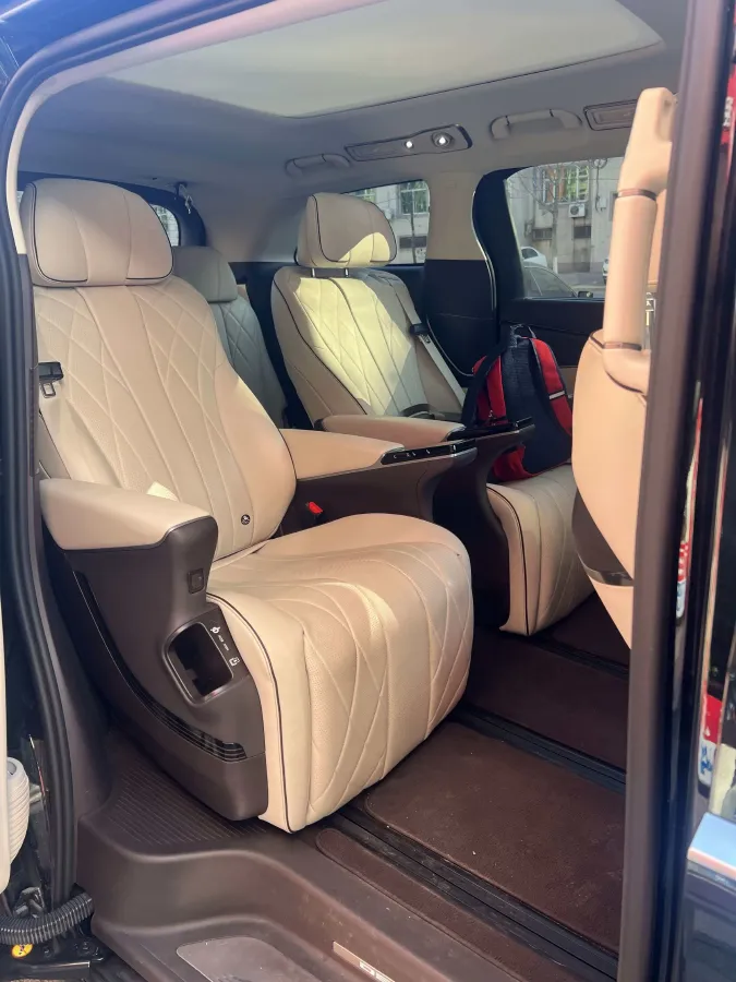 2024 Denza D9 1.5T 139HP L4 E-CVT PHEV 40KWH,autocango,china used car exporter,china ev exporter,chinese used car exporter,chinese used ev exporter