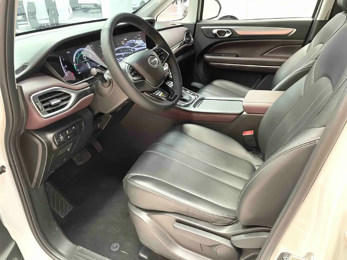 2021 GAC Trumpchi M6 1.5T 169HP L4 6AT,autocango,china used car exporter,china ev exporter,chinese used car exporter,chinese used ev exporter