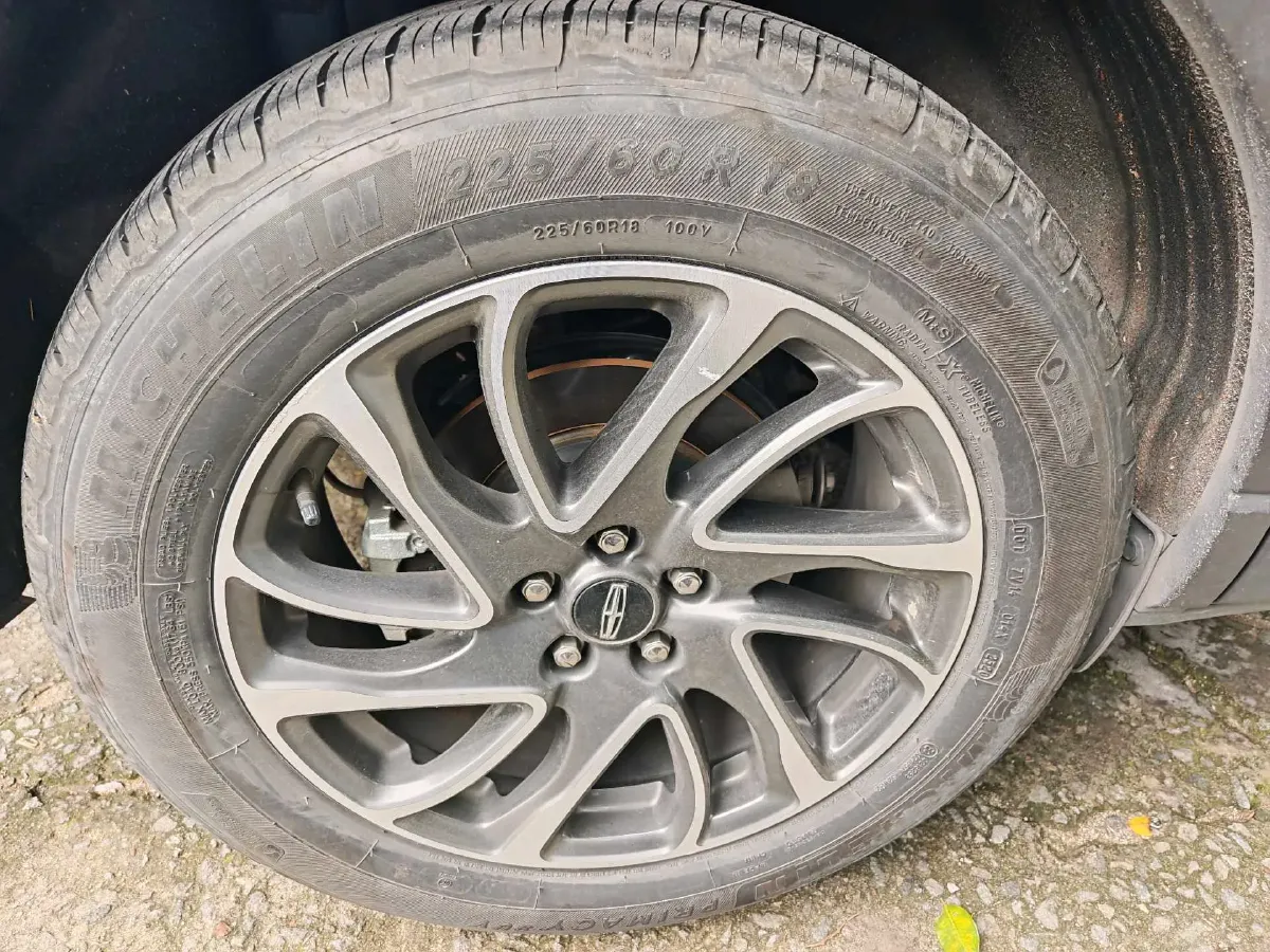 2021 Lincoln Corsair 2.0T 245HP L4 8AT,autocango,china used car exporter,china ev exporter,chinese used car exporter,chinese used ev exporter