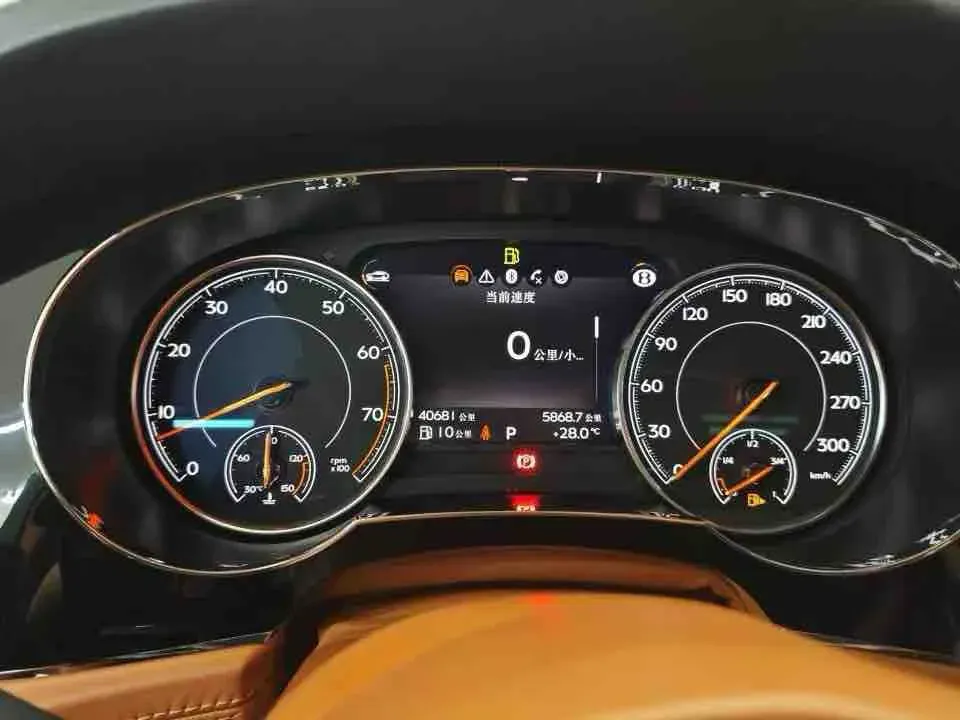 2016 Bentley Bentayga 6.0T 608HP W12 8AT,autocango,china used car exporter,china ev exporter,chinese used car exporter,chinese used ev exporter