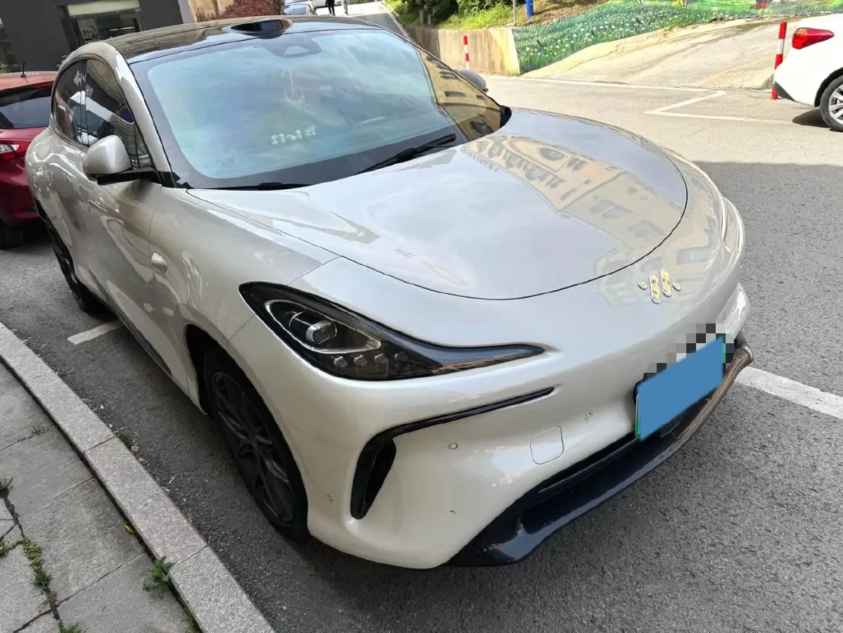 2023 IM LS6 BEV 71KWH,autocango,china used car exporter,china ev exporter,chinese used car exporter,chinese used ev exporter