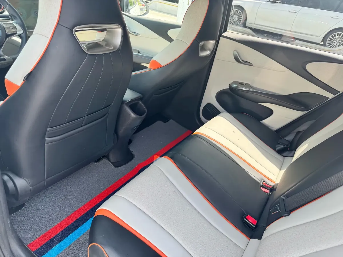 2021 Ford Escort 1.5L 122HP L3 6AT,autocango,china used car exporter,china ev exporter,chinese used car exporter,chinese used ev exporter