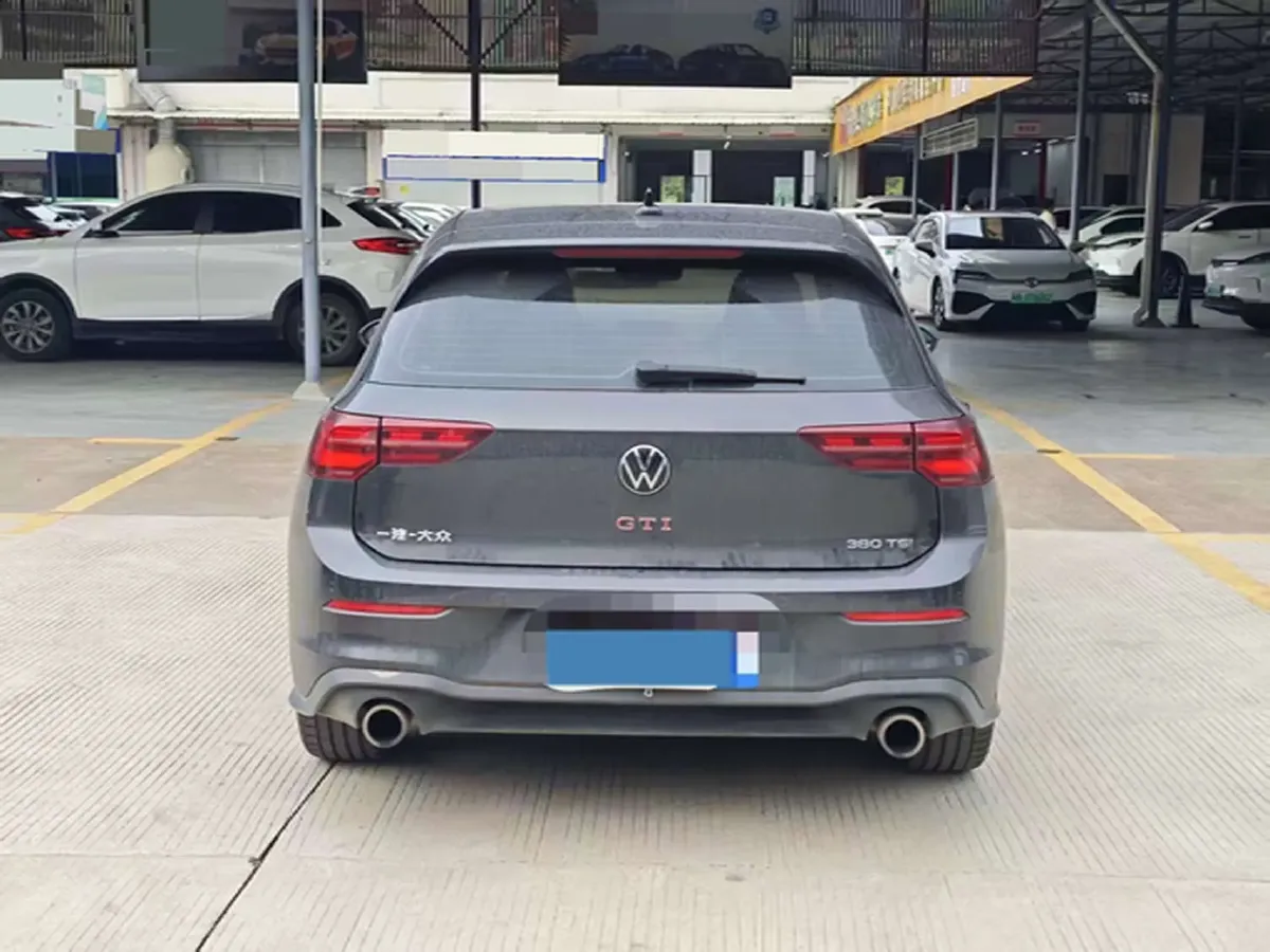 2021 Volkswagen GolfGTI 2.0T 220HP L4 7DCT,autocango,china used car exporter,china ev exporter,chinese used car exporter,chinese used ev exporter