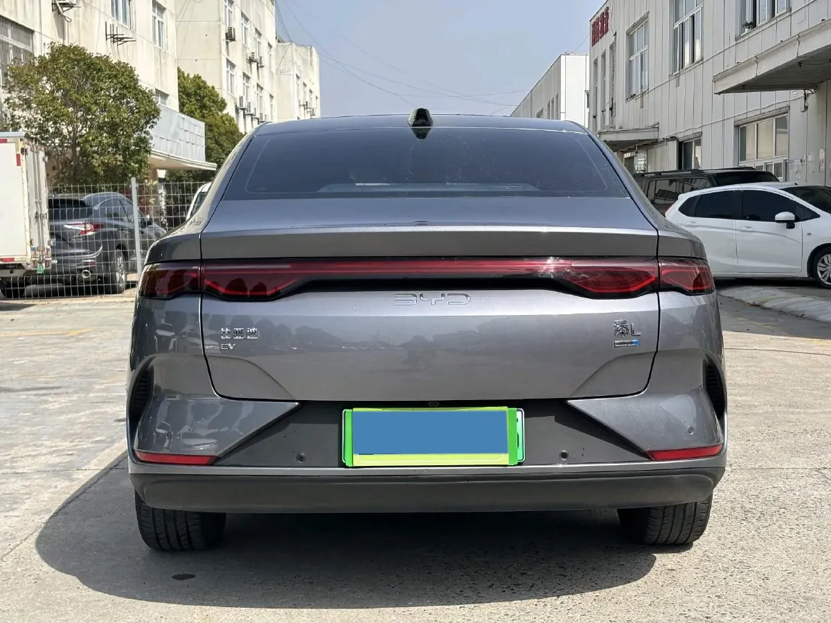 2025 BYD QinL BEV,autocango,china used car exporter,china ev exporter,chinese used car exporter,chinese used ev exporter