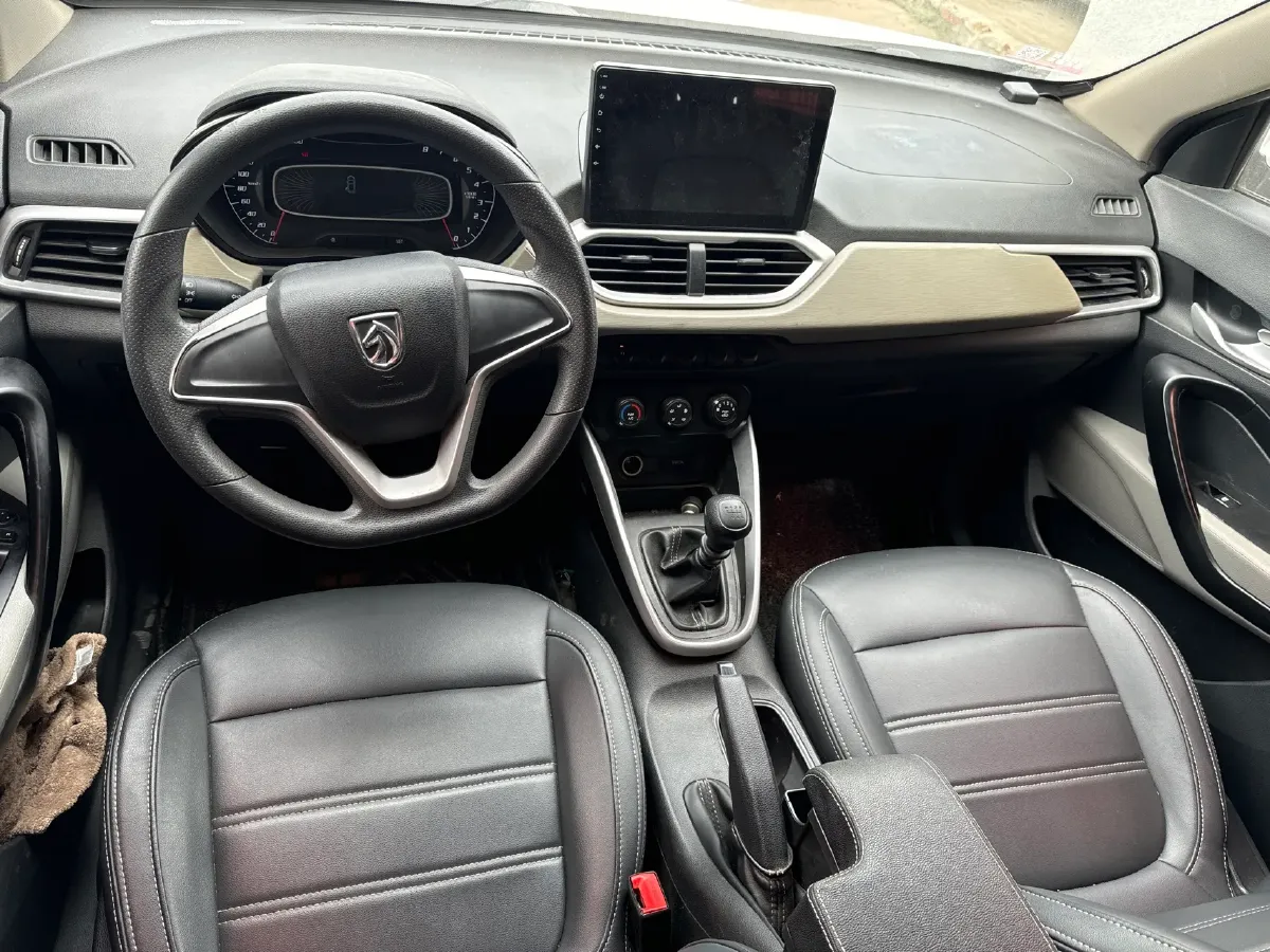 2019 BaoJun 510 1.5L 112HP L4 6MT,autocango,china used car exporter,china ev exporter,chinese used car exporter,chinese used ev exporter