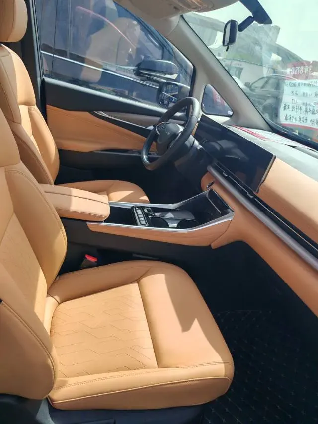 2025 MAXUS G50 PHEV 1.5L 98HP L4 1DHT PHEV,autocango,china used car exporter,china ev exporter,chinese used car exporter,chinese used ev exporter