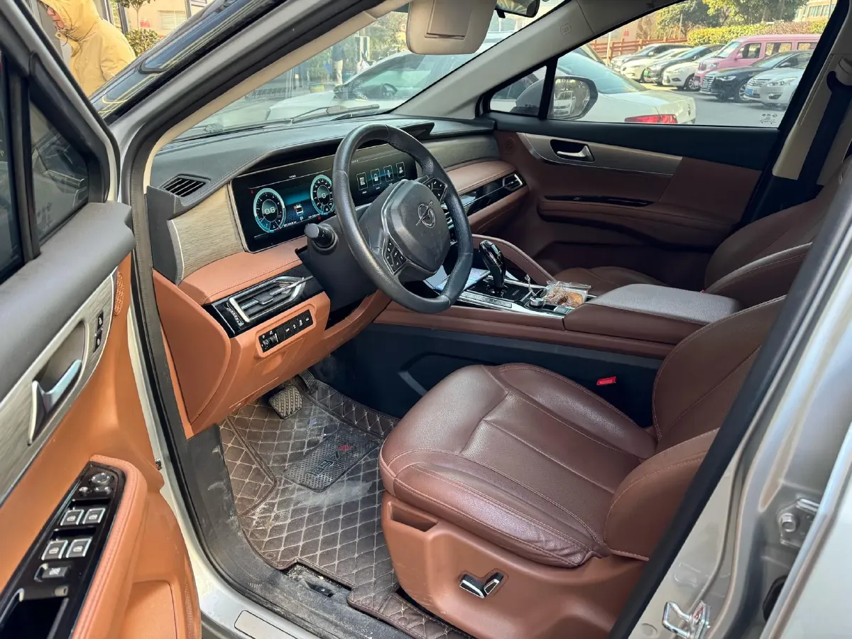 2020 HaiMa 7X 1.6T 195HP L4 6AT,autocango,china used car exporter,china ev exporter,chinese used car exporter,chinese used ev exporter