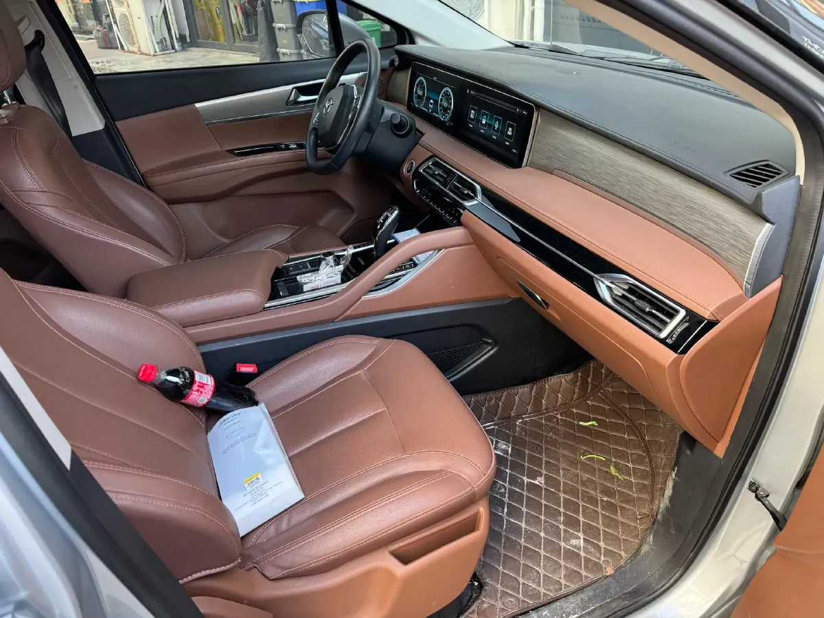 2020 HaiMa 7X 1.6T 195HP L4 6AT,autocango,china used car exporter,china ev exporter,chinese used car exporter,chinese used ev exporter