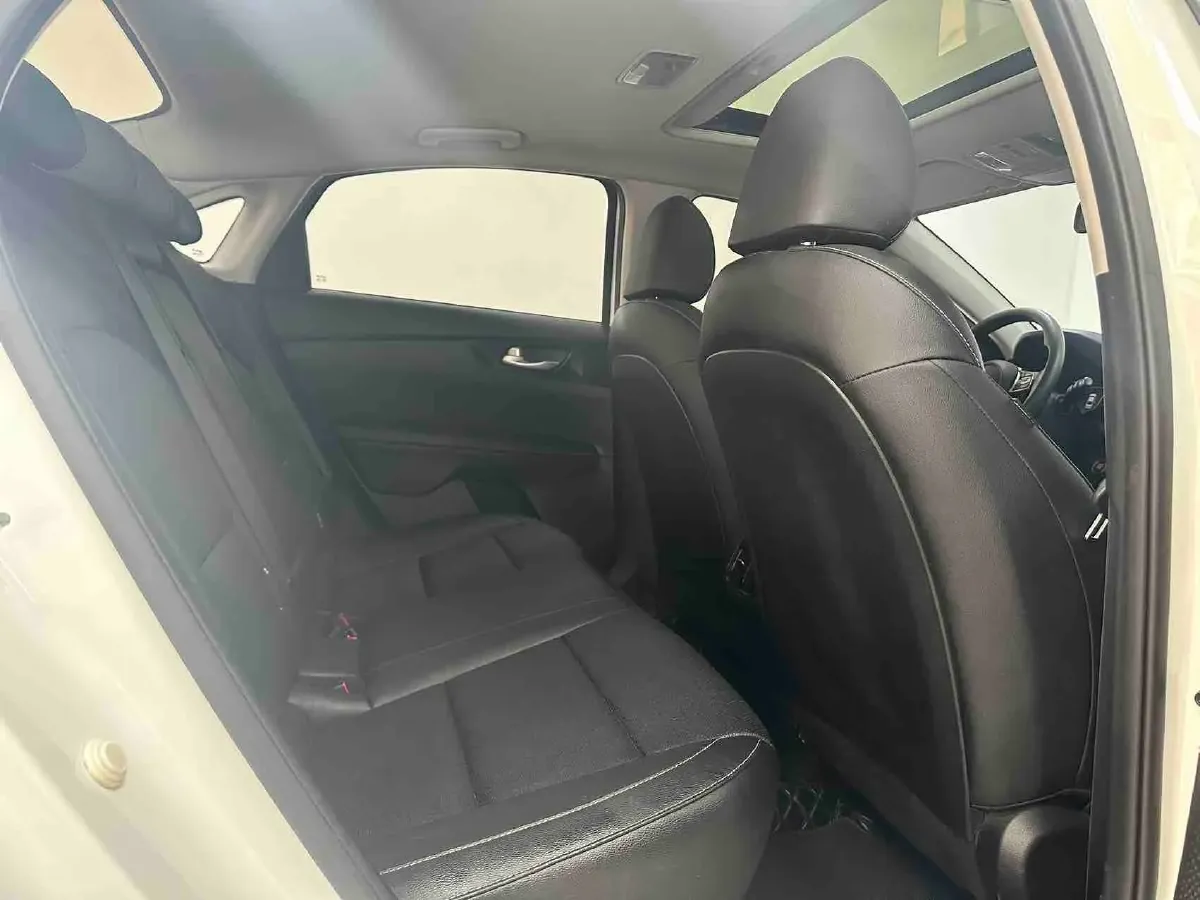 2021 Kia K3 1.5L 115HP L4 CVT,autocango,china used car exporter,china ev exporter,chinese used car exporter,chinese used ev exporter