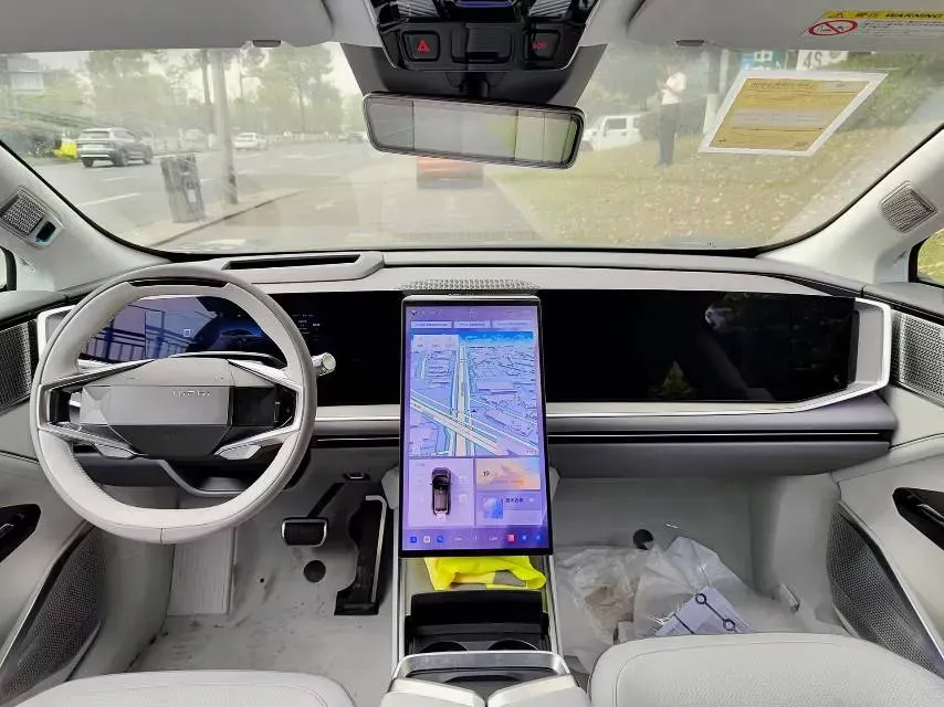 2023 HiPhi Y BEV 76.6KWH,autocango,china used car exporter,china ev exporter,chinese used car exporter,chinese used ev exporter