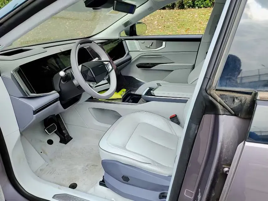 2023 HiPhi Y BEV 76.6KWH,autocango,china used car exporter,china ev exporter,chinese used car exporter,chinese used ev exporter