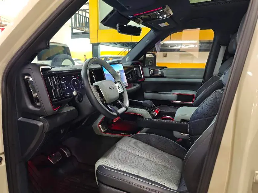 2024 Jaguar XEL 2.0T 250HP L4 8AT,autocango,china used car exporter,china ev exporter,chinese used car exporter,chinese used ev exporter