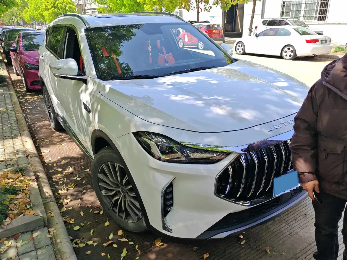 2023 Jetour X70 Plus 1.5T 156HP L4 6MT,autocango,china used car exporter,china ev exporter,chinese used car exporter,chinese used ev exporter