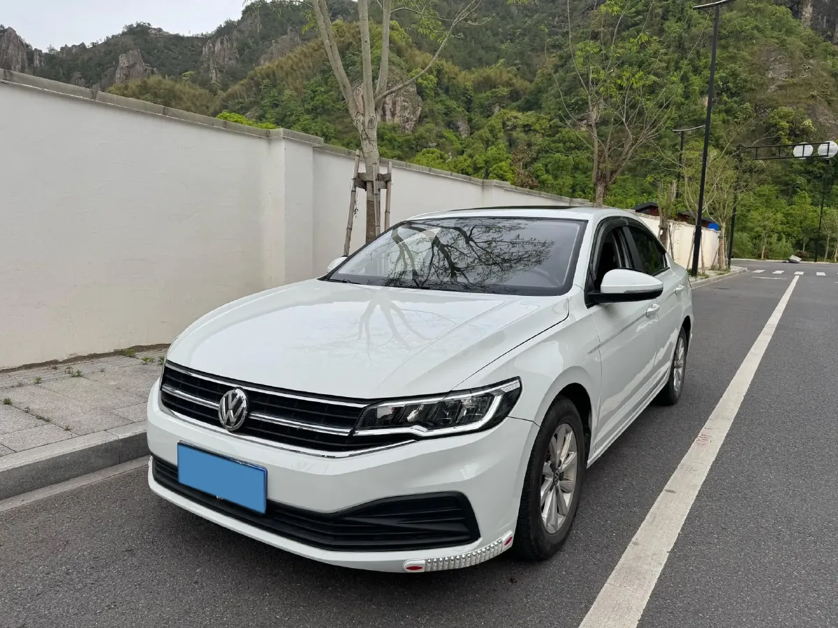 2020 Volkswagen Bora 1.5L 113HP L4 6AT,autocango,china used car exporter,china ev exporter,chinese used car exporter,chinese used ev exporter