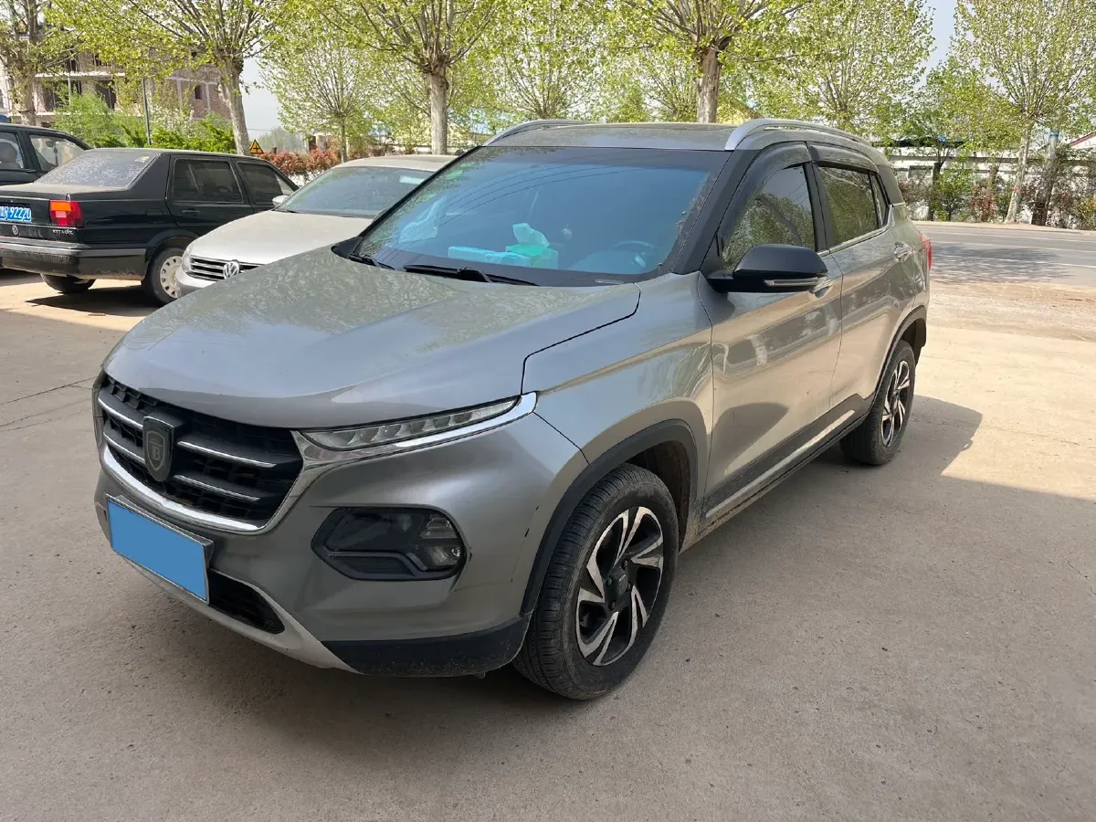 2017 BaoJun 510 1.5L 112HP L4 6MT,autocango,china used car exporter,china ev exporter,chinese used car exporter,chinese used ev exporter