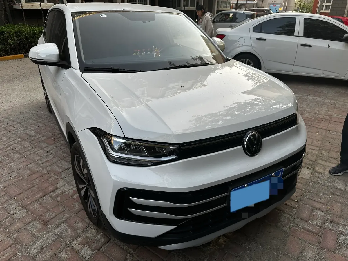 2025 Volkswagen Tharu 1.5L 110HP L4 6AT,autocango,china used car exporter,china ev exporter,chinese used car exporter,chinese used ev exporter