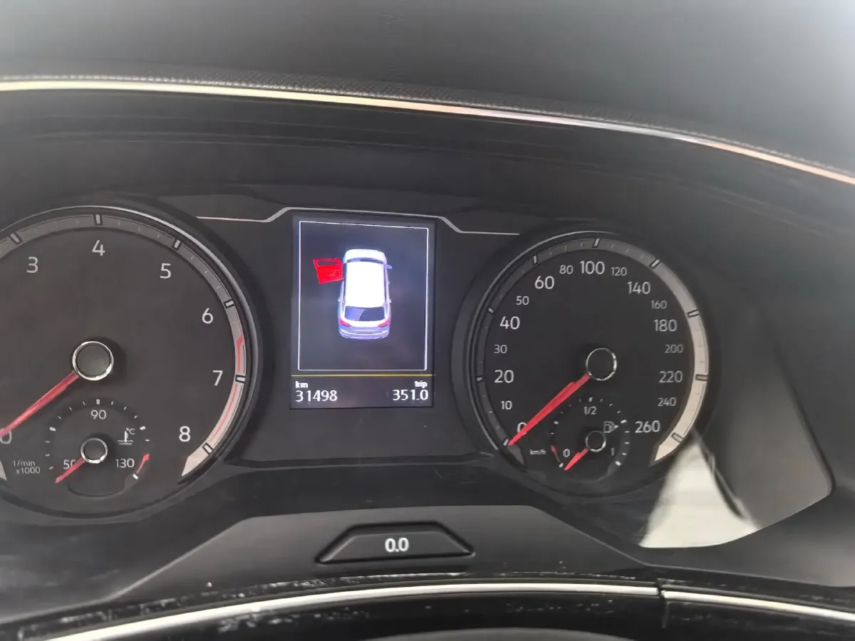 2019 Jeep Cherokee 2.0T 234HP L4 9AT,autocango,china used car exporter,china ev exporter,chinese used car exporter,chinese used ev exporter