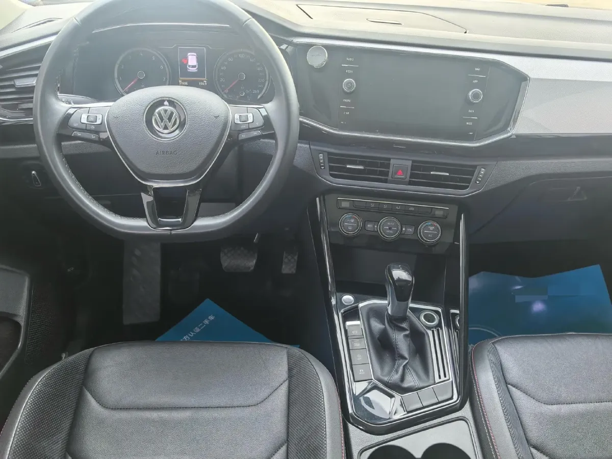 2019 Jeep Cherokee 2.0T 234HP L4 9AT,autocango,china used car exporter,china ev exporter,chinese used car exporter,chinese used ev exporter