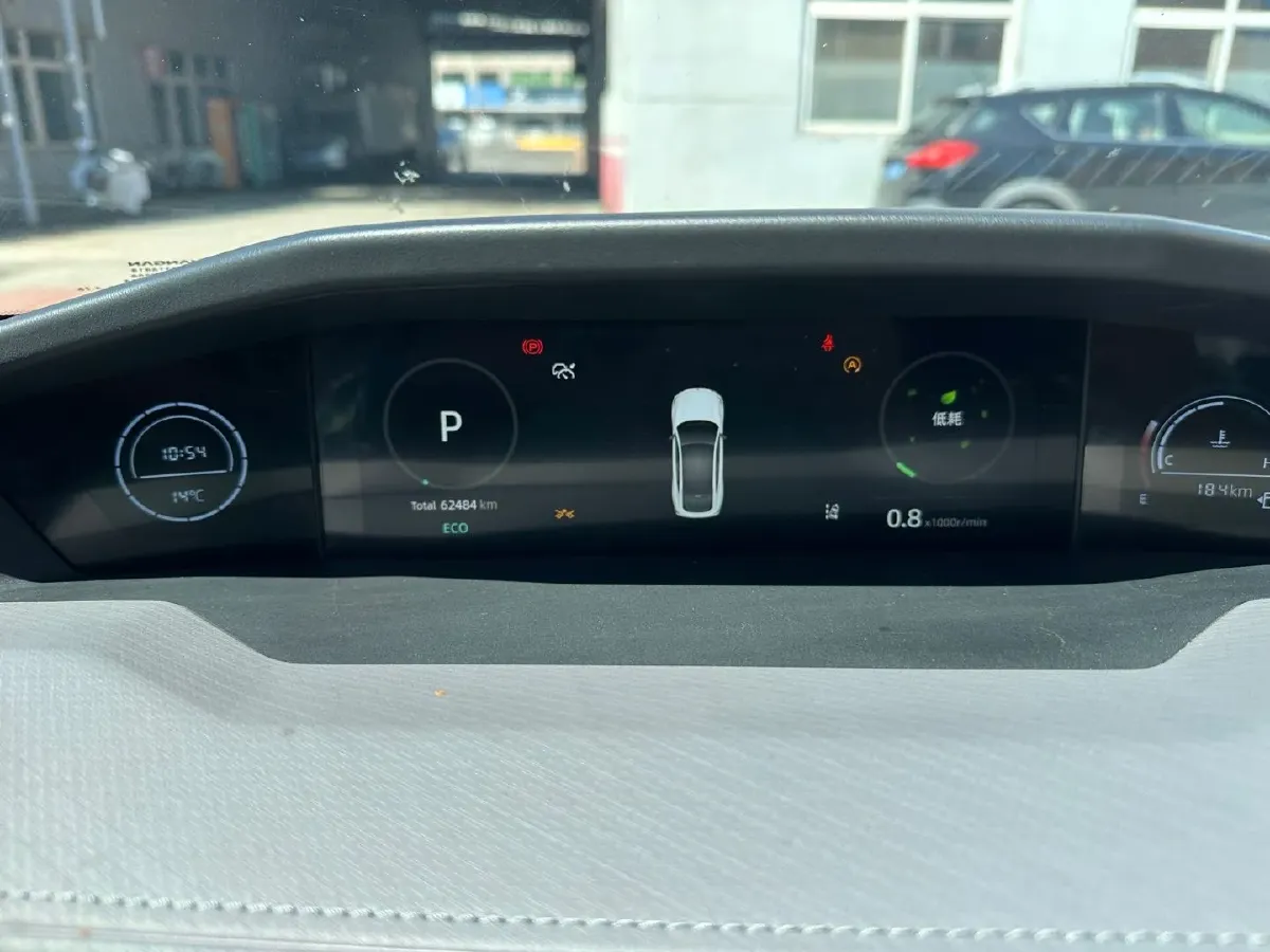 2022 ChangAn UNI-V 1.5T 188HP L4 7DCT,autocango,china used car exporter,china ev exporter,chinese used car exporter,chinese used ev exporter