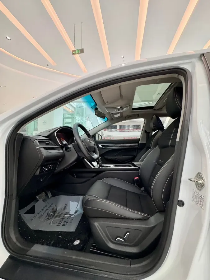 2021 Geely Binray 1.4T 141HP L4 CVT,autocango,china used car exporter,china ev exporter,chinese used car exporter,chinese used ev exporter