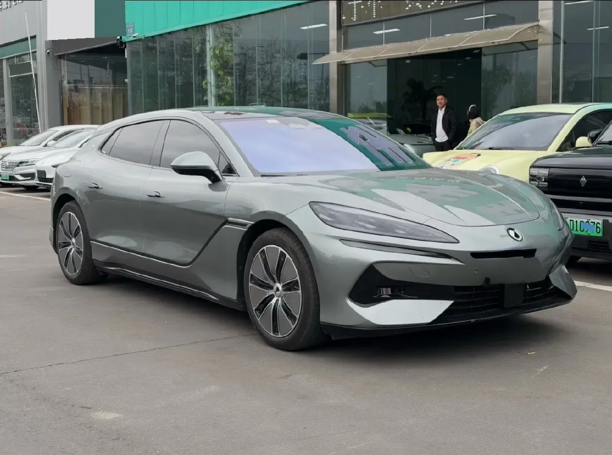 2024 Denza DenzaZ9GT 2.0T 207HP L4 E-CVT PHEV 38.5KWH,autocango,china used car exporter,china ev exporter,chinese used car exporter,chinese used ev exporter