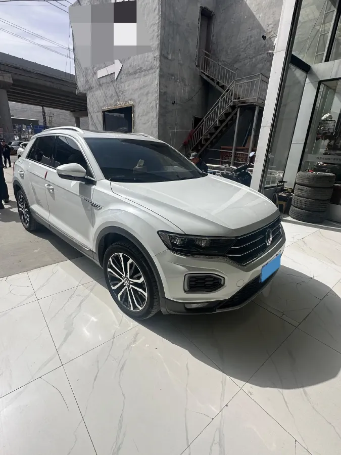 2021 Volkswagen T-Roc 1.4T 150HP L4 7DCT,autocango,china used car exporter,china ev exporter,chinese used car exporter,chinese used ev exporter