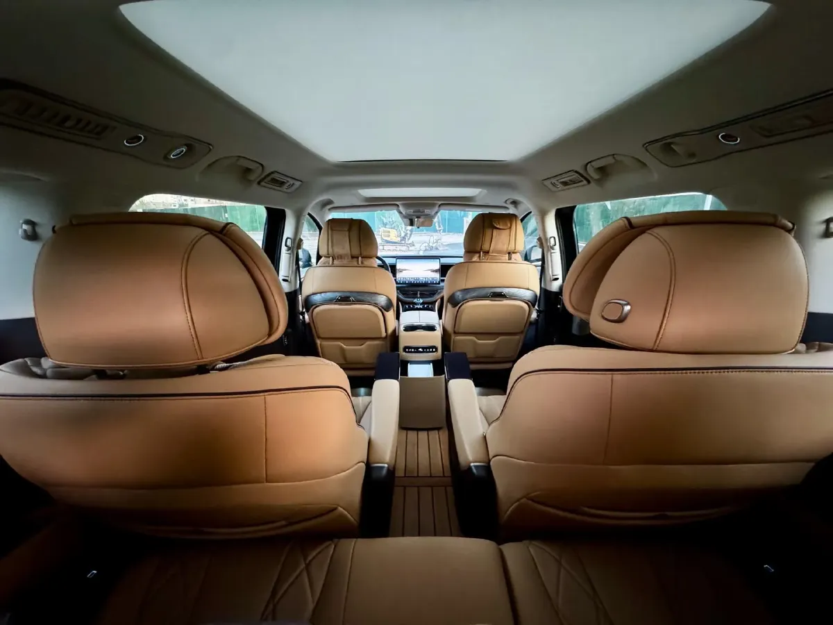 2024 Denza D9 1.5T 139HP L4 E-CVT PHEV 40KWH,autocango,china used car exporter,china ev exporter,chinese used car exporter,chinese used ev exporter