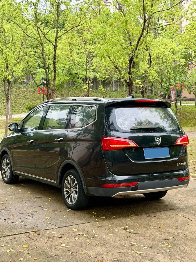 2017 BaoJun 730 1.5T 150HP L4 6DCT,autocango,china used car exporter,china ev exporter,chinese used car exporter,chinese used ev exporter