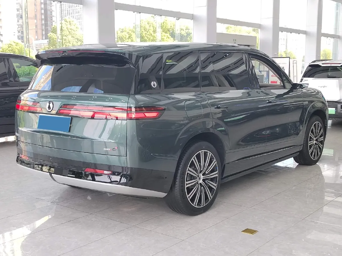 2025 Denza DenzaN9 2.0T 207HP L4 E-CVT PHEV,autocango,china used car exporter,china ev exporter,chinese used car exporter,chinese used ev exporter