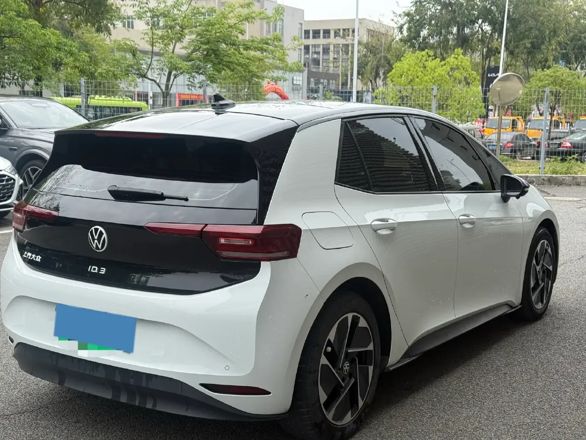 2024 Volkswagen ID.3 BEV 52.8KWH,autocango,china used car exporter,china ev exporter,chinese used car exporter,chinese used ev exporter