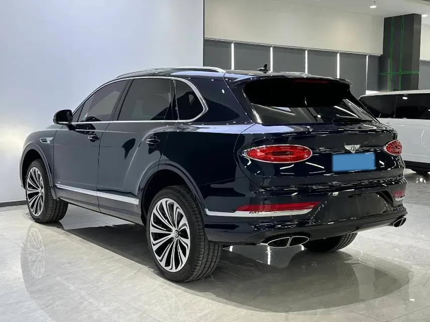 2021 Bentley Bentayga 4.0T 550HP V8 8AT,autocango,china used car exporter,china ev exporter,chinese used car exporter,chinese used ev exporter