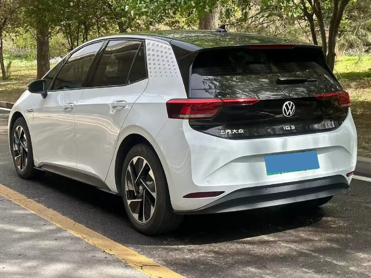 2023 Volkswagen ID.3 BEV 52.8KWH,autocango,china used car exporter,china ev exporter,chinese used car exporter,chinese used ev exporter