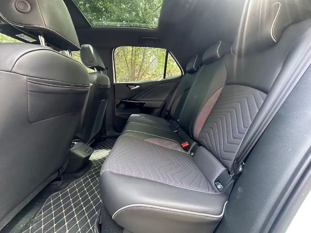 2023 Volkswagen ID.3 BEV 52.8KWH,autocango,china used car exporter,china ev exporter,chinese used car exporter,chinese used ev exporter