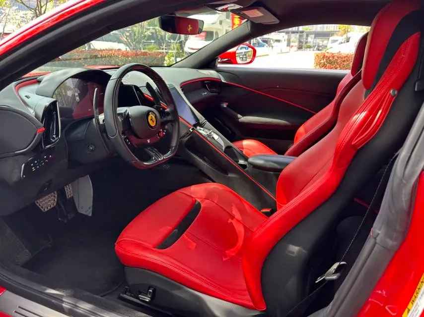 2020 Ferrari Roma 3.9T 620HP V8 8DCT,autocango,china used car exporter,china ev exporter,chinese used car exporter,chinese used ev exporter