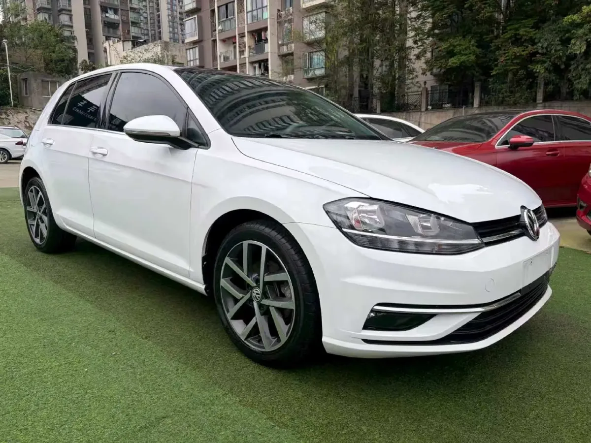 2019 Ford Focus 1.5T 184HP L3 8AT,autocango,china used car exporter,china ev exporter,chinese used car exporter,chinese used ev exporter