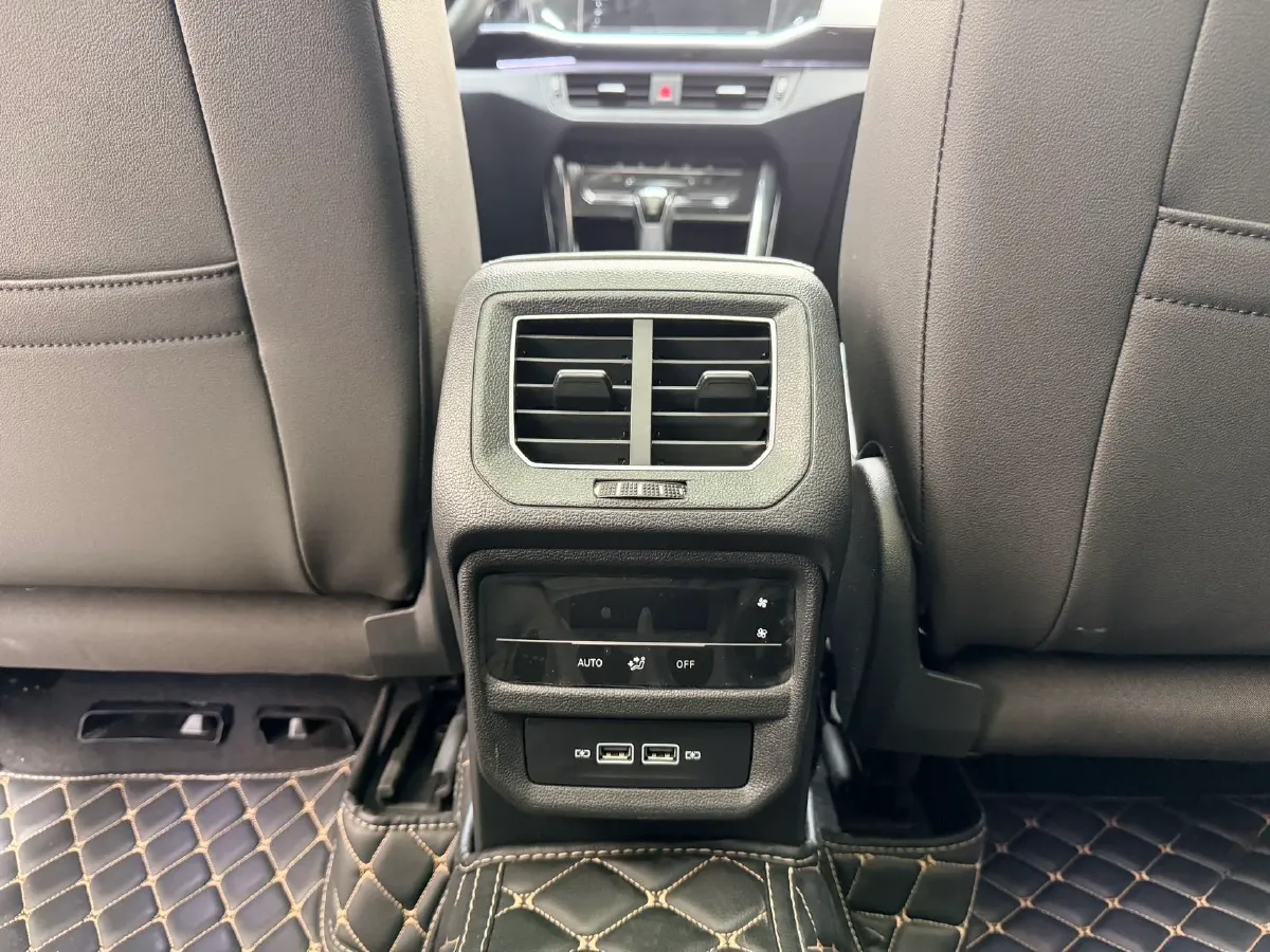 2022 Volkswagen Tayron 1.4T 150HP L4 7DCT,autocango,china used car exporter,china ev exporter,chinese used car exporter,chinese used ev exporter