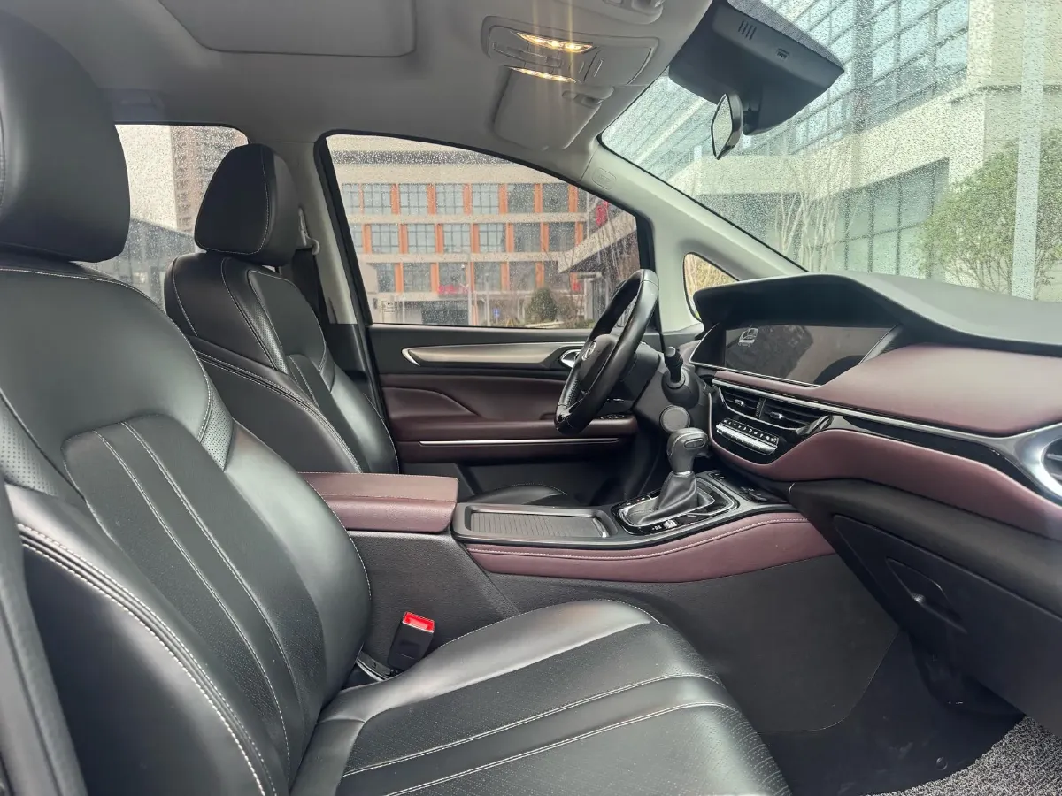 2021 GAC Trumpchi M6 1.5T 169HP L4 7DCT,autocango,china used car exporter,china ev exporter,chinese used car exporter,chinese used ev exporter