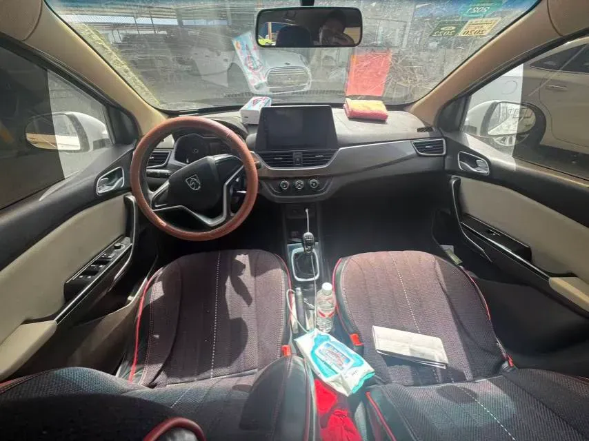 2017 BaoJun 310W 1.5L 112HP L4 6MT,autocango,china used car exporter,china ev exporter,chinese used car exporter,chinese used ev exporter