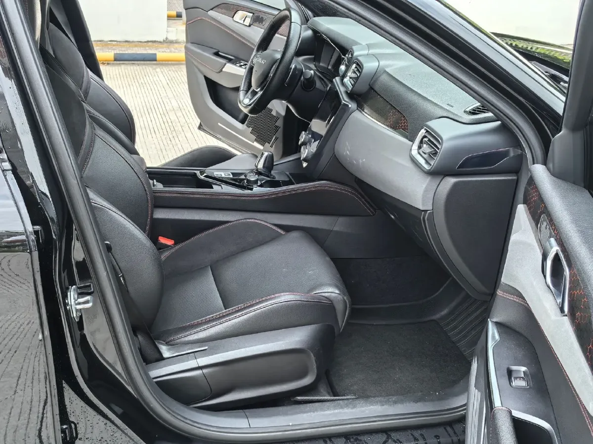 2020 LYNK&CO 03 1.5T 180HP L3 7DCT,autocango,china used car exporter,china ev exporter,chinese used car exporter,chinese used ev exporter